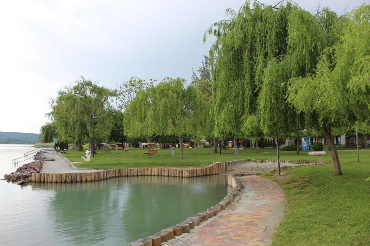 Balcsi1 Daire Balatonfůzfő Dış mekan fotoğraf